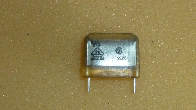 Condensadores IC WIMA MP3-Y2 10 PIEZAS (0,022μF 22nF) 20% 250V pich:15mm CLASE Y2 NUEVOS Foto 4 de 4