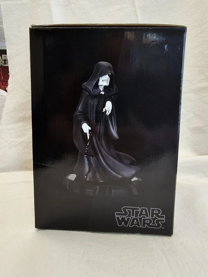 Maqueta animada Emperador Palpatine Star Wars gentil estatua gigante Foto 3 de 3