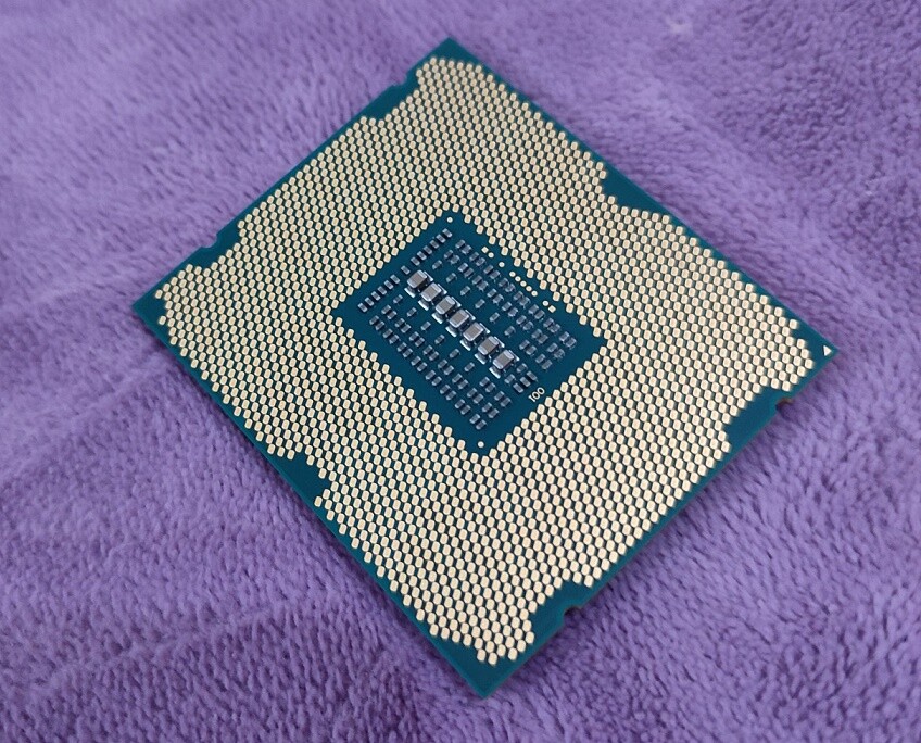Intel Xeon E5-2643 V2 3.50GHz 6 Core 25MB 8 GT/s LGA2011 SR19X CPU