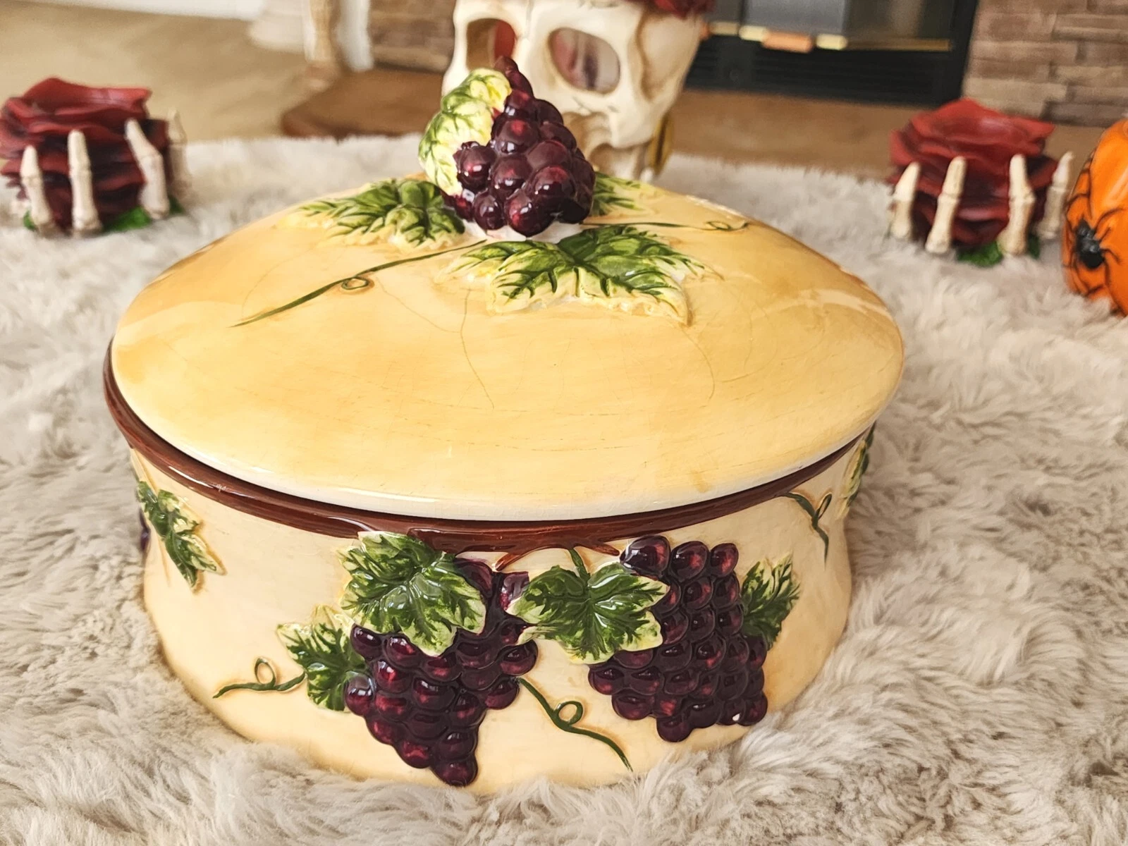 Vintage ARC Hand Painted Collection Ceramic Cake Dish Pie Serving Dish Grape...