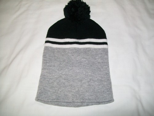 Disney Mickey Mouse Boys Double Knit Beanie Ski Hat With Pom Black Gray - Picture 3 of 4