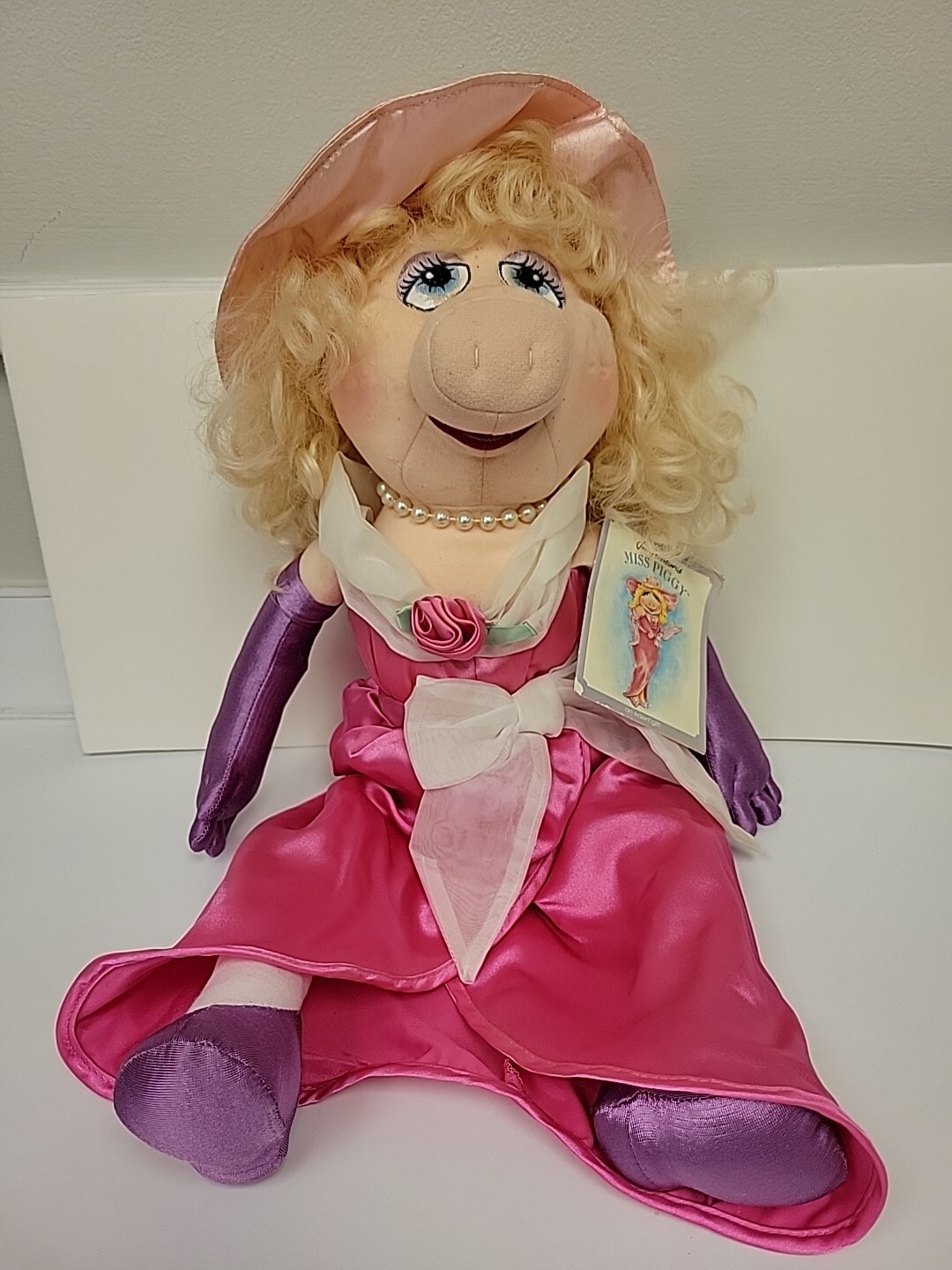Vintage Miss Piggy Doll Fancy Pink Dress 20
