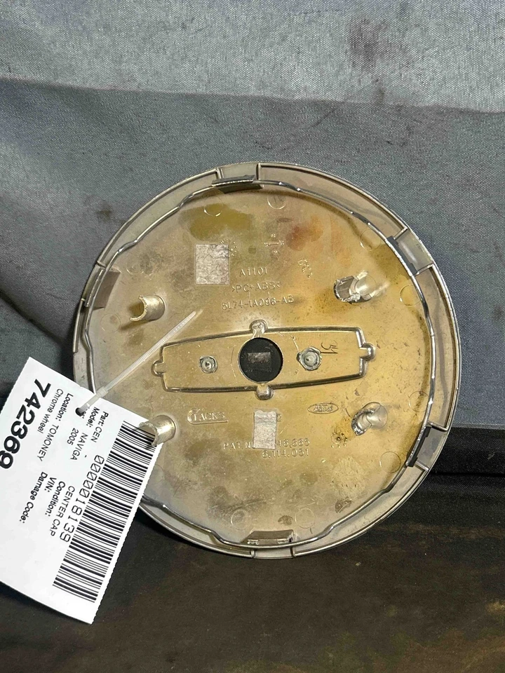 Fits 2005 Lincoln Navigator 18in Chrome Center Cap OEM:5L741A096AB Foto 2 de 4