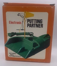 Vintage 1970's Electronic Golf Putting Partner Oscar - Model Jr JR-100