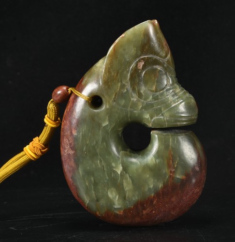 Ancienne sculpture en jade Hetian culture Hongshan 4,3 économies pouces Yu cochon dragon crochet gou "Gua Jian"