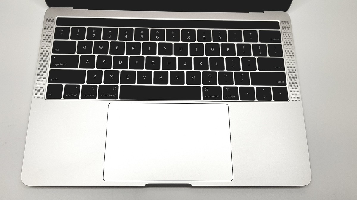 Apple Macbook Pro Mid 2018 Touchbar 13 Apple Macbook Pro Mid 2018 Touchbar 13
