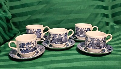 Churchill England Blue Willow  5 Tea Cups with Matching Saucers Oriental design