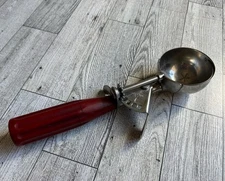 Shore Craft Vintage  Ice Cream Scoop, Burgundy Handle, Size 10