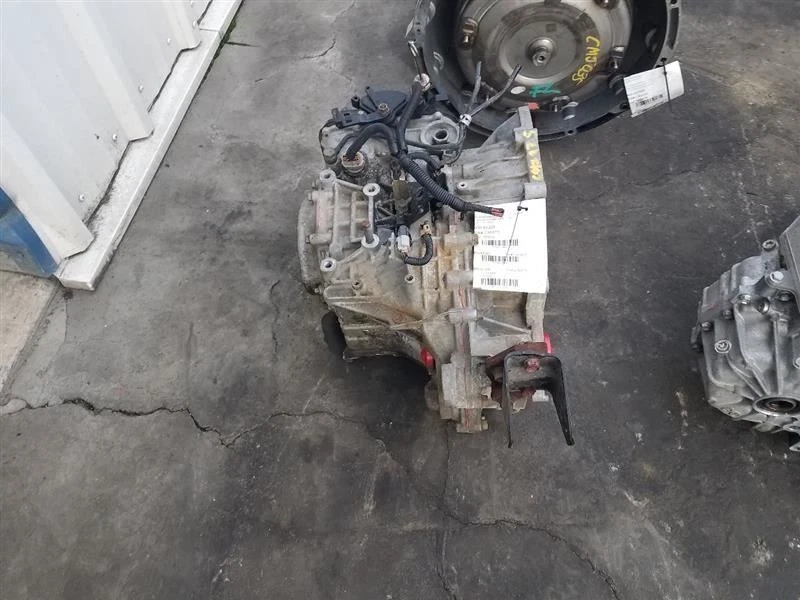 Automatic Transmission Coupe 2.4L Fits 02-05 SEBRING 22421408 — 第 3/4 张图片