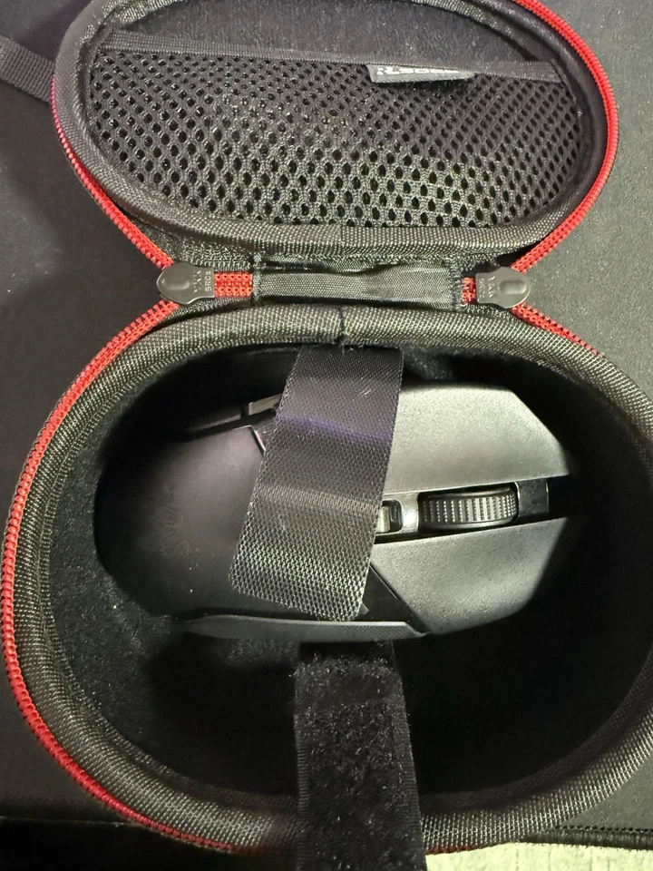 Razer Basilisk x HyperSpeed Gaming Mouse, Wireless BT/RF, 16.000 DPI, Schwarz - Bild 3 von 4