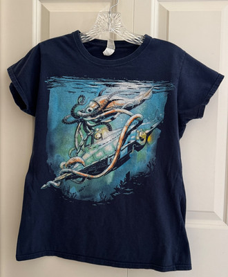 20,000 Leagues Under The Sea Graphic T Shirt Nerd Block Gildan Ladies Small
