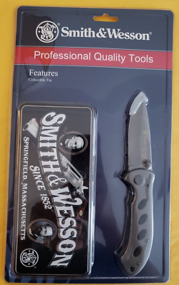 Smith and Wesson Knife and Collectable Gift Tin (SWPROM-15-2CP)