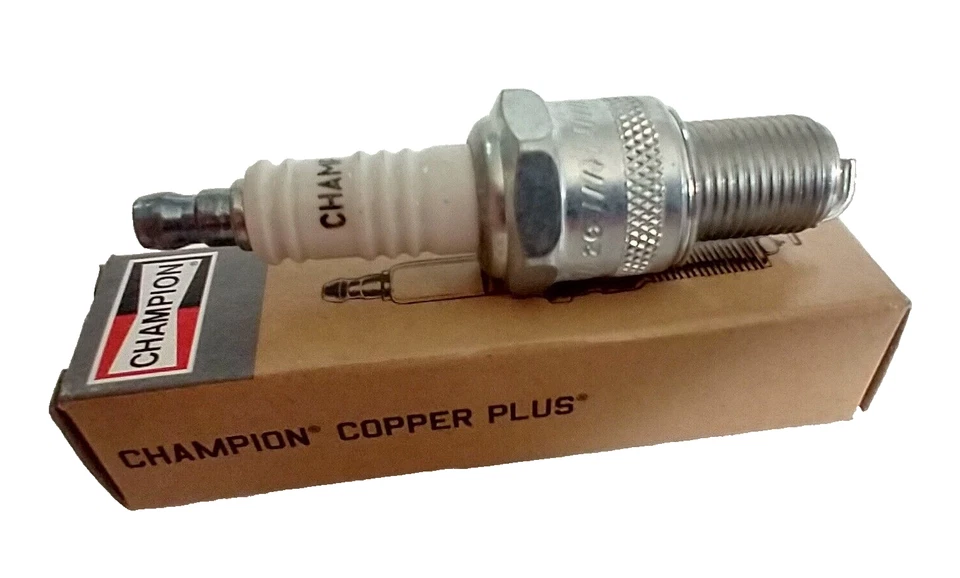 Cantidad de 4 bujías de cobre más resistencia CHAMPION N9YC (300) Foto 4 de 4