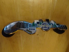 Hard Rock Cafe pin Chicago Hotel Monument Series #4 Cloud Gate The bean Guitar