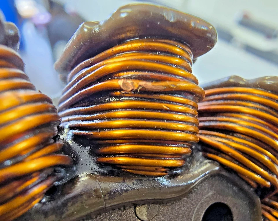 Suzuki RMZ 450 2008-2012 OEM ESTATOR 32101-28H11 BOBINA MAGNÉTICA DE ENCENDIDO RMZ450 Foto 3 de 4