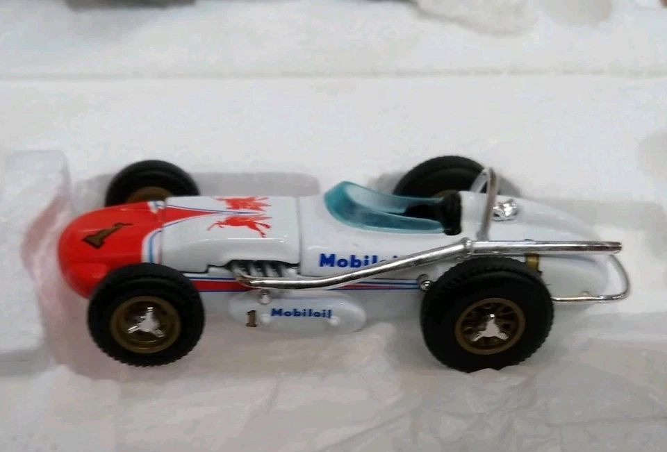 Hot Wheels - 2002 RLC серии набор из 4 автомобилей Mobiloil Mobilgas - Изображение 3 из 4