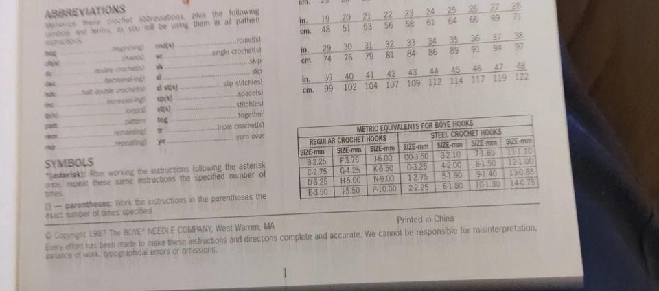 I TAUGHT MYSELF TO CROCHET Vtg booklet by Boye Simple instructions 3 patterns. - Image 3 of 3