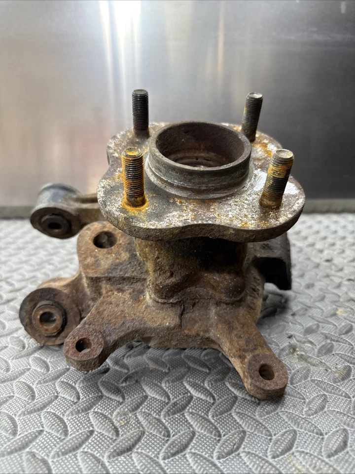 1989–1994 Nissan 240SX S13 Left Rear Suspension Knuckle Spindle Upright 4-Lug - Image 3 of 4