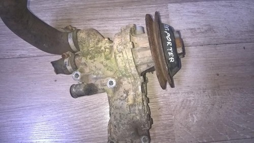 Volkswagen Transporter 1992 Water pump 056121013e, Genuine #125547-05