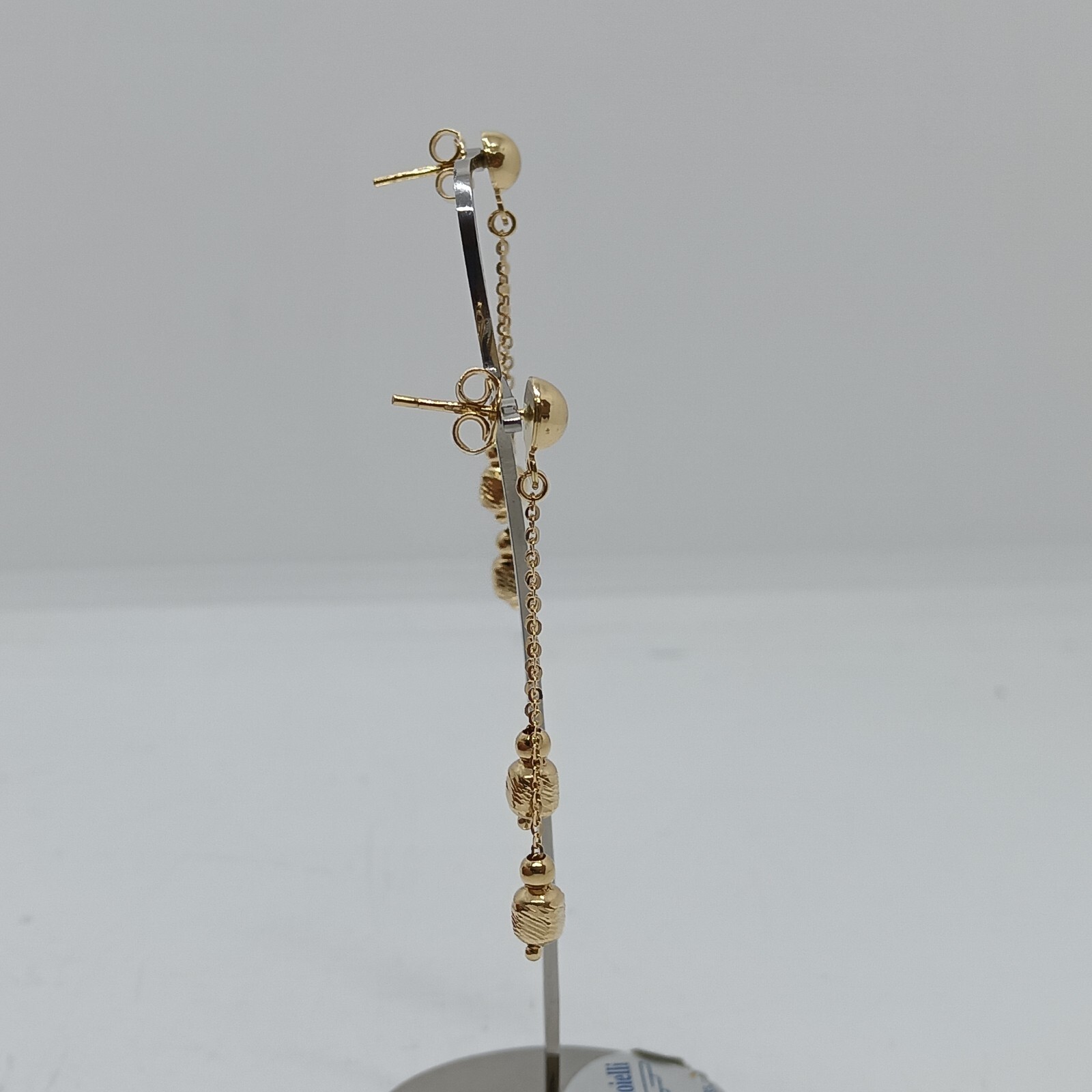 Foto 7 di 10