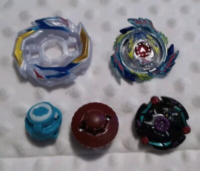 Hasbro Burst Evolution Beyblade Lot Of 5 Pieces 