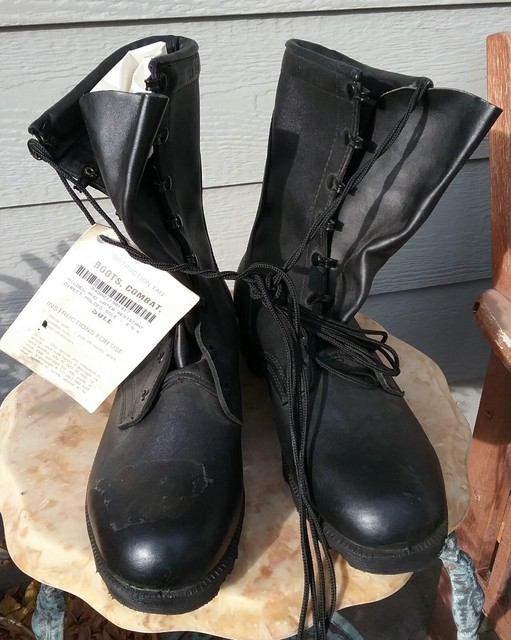 water resistant combat boots