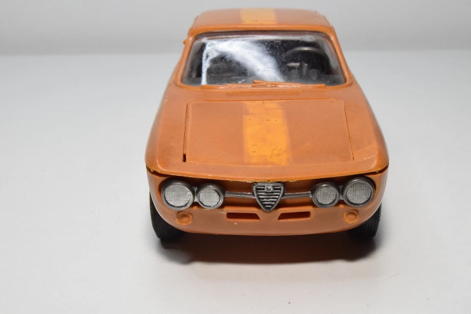 B40 1:20?? +/-22CM POCHER LUNGO ALFA ROMEO 1750 GT BERTONE ARANCIONE ECC. COND. - Immagine 3 di 4