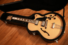 Teton F1433fm Hollow Body Electric Guitar With Original Hard Shell Case