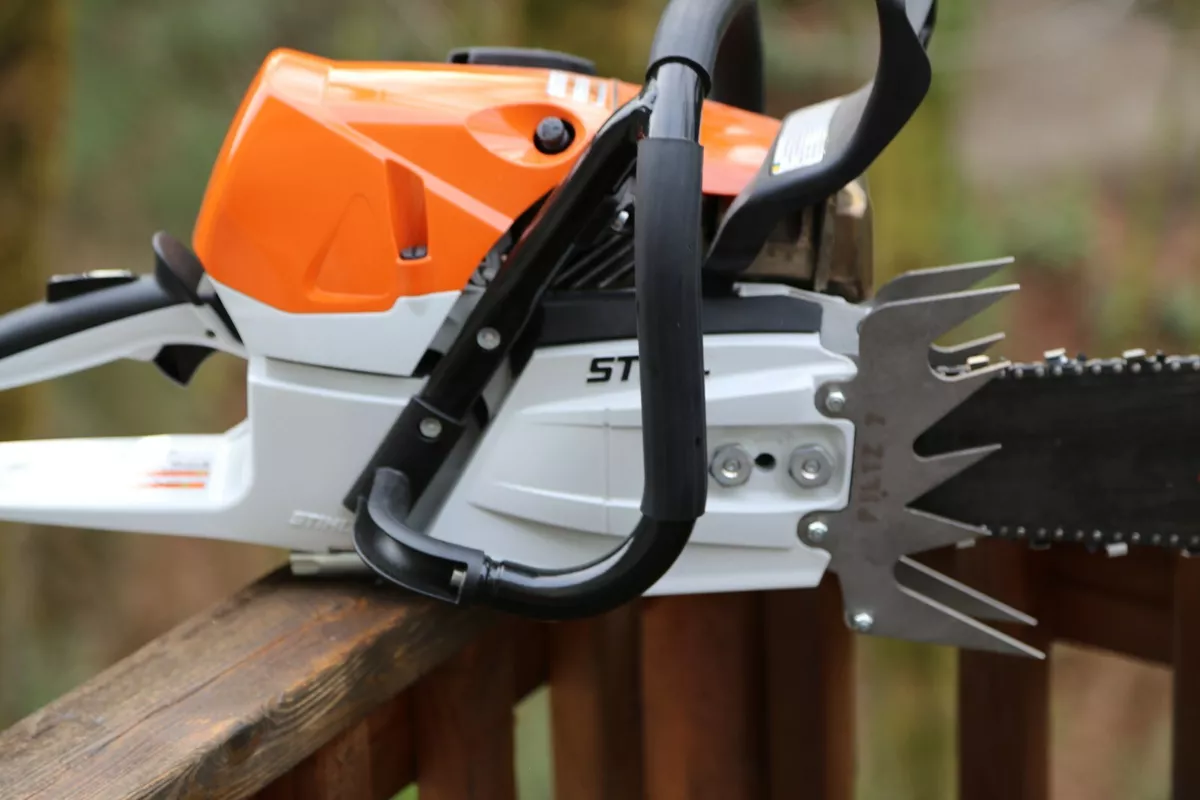 Testing THE Biggest STIHL Chainsaw MS 881 vs $300 CHINA Clone 