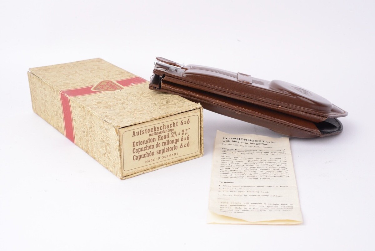 Rollei Extension Hood w. Binocular lupe 2 1/4 x 2 1/4 oiginal boxed A