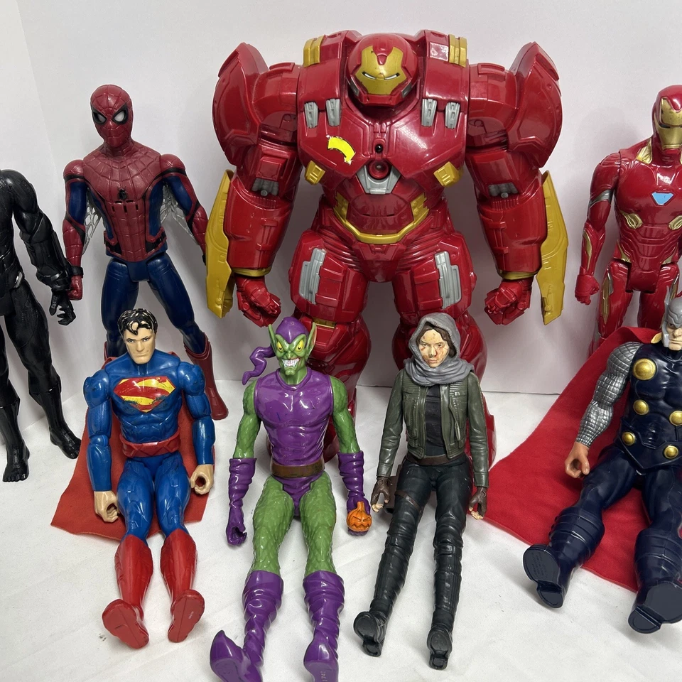 🔥Lote de 10 figuras de acción de superhéroes Marvel Hasbro 12" (leer descripción) Foto 3 de 4