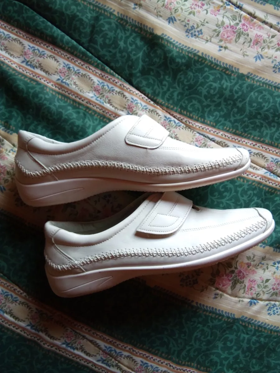Scarpe donna misura 42 sale