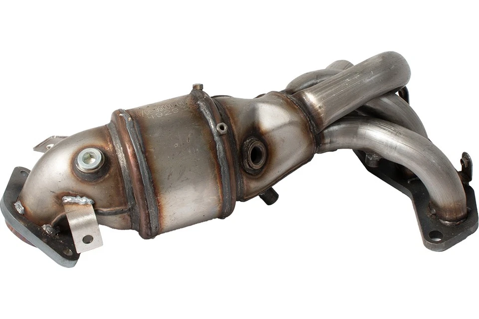 Magna Flow DF Catalytic Converter Fits 2002-06 Nissan Altima Sentra L4 2.5 49293 - Image 2 of 4