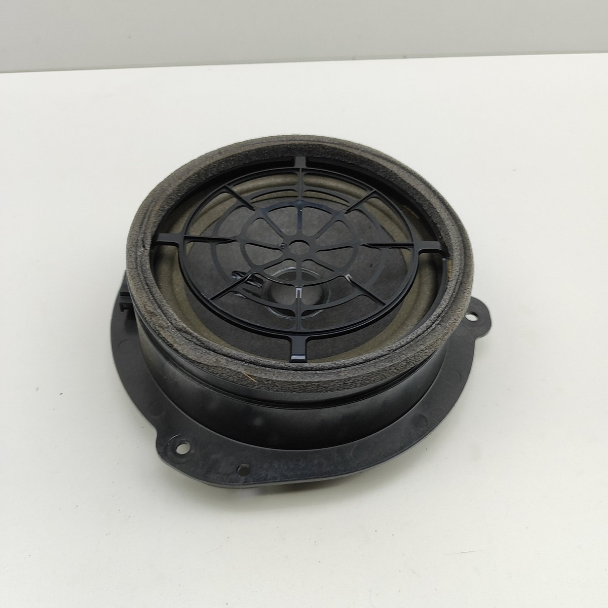 AUDI A4 Avant 8W5, B9 Rear Right Door Speaker 8W5035411 Diesel