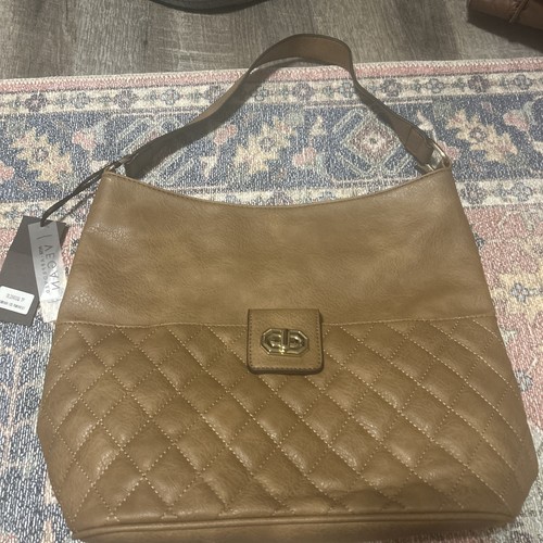 NWT Deluxity Los Angeles Tan Handbag Single Handle Vegan