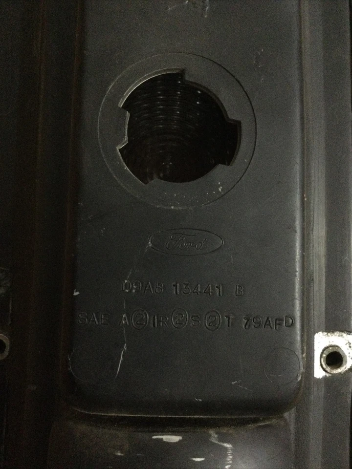 Luz trasera lateral izquierda Ford Country Squire Wagon 1979 D9AB-13441 Foto 3 de 3