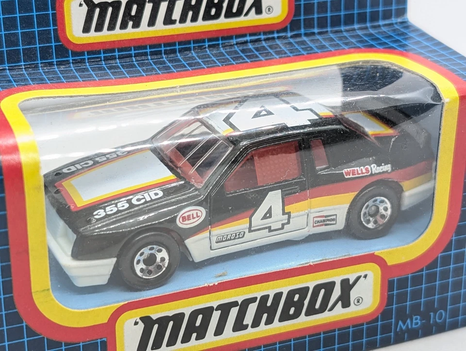 Matchbox Superfast MB10 Buick Le Sabre In '335 CID' Racing Livery - MIB SEALED - Image 2 of 4