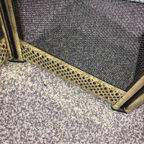 Antique-style brass 4-panel fire screen30cmL X 25cmH - Picture 3 of 6