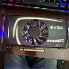 EVGA NVIDIA GeForce GTX 550 Ti 1GB PCI Expres...