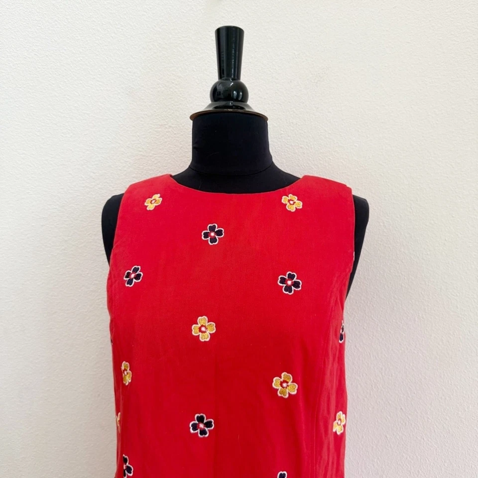 Modcloth Mid-Century Muse Shift Dress embroidered floral Size Small - Image 3 of 4