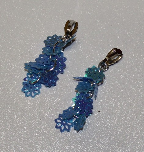 EARRINGS CLIP * BLUE ICE FLAKE * NEW PRODUCT *