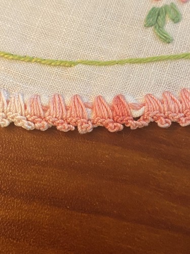Vintage Round Doily Pink Crochet Trim Linen Embroidery Floral Handmade - Picture 5 of 10