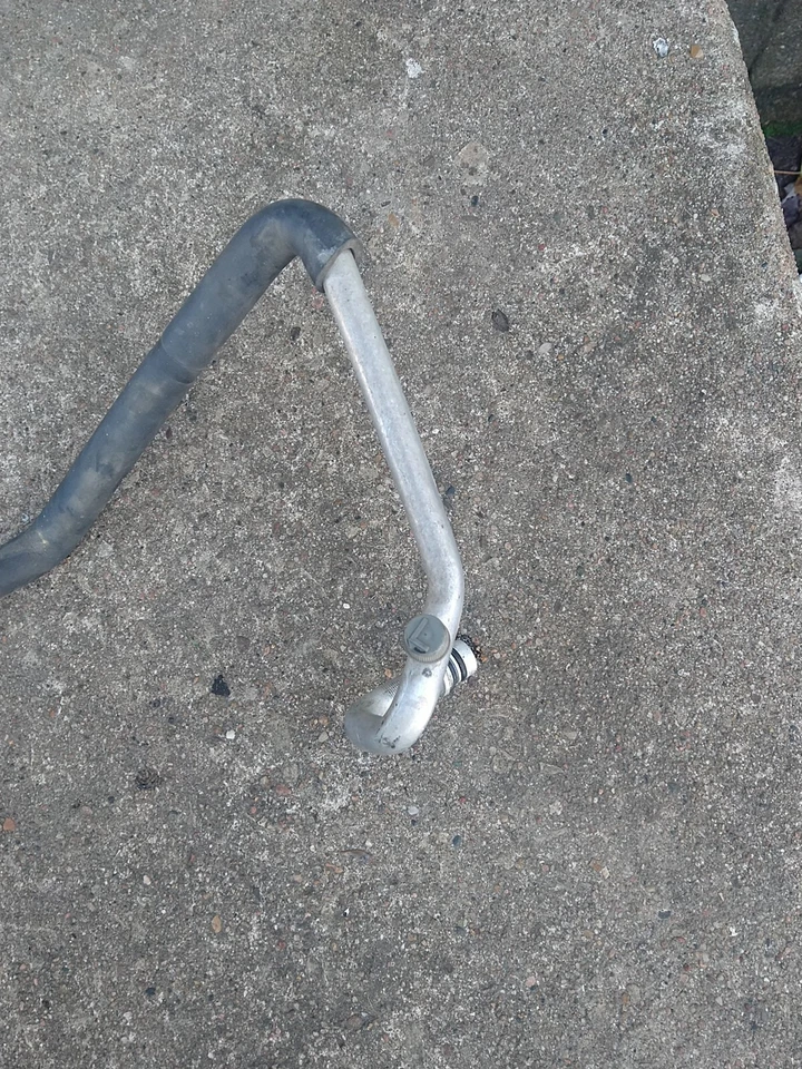 2000-2004 Toyota Avalon OEM AC Air Conditioning Line Hose Pipe - Image 4 of 4