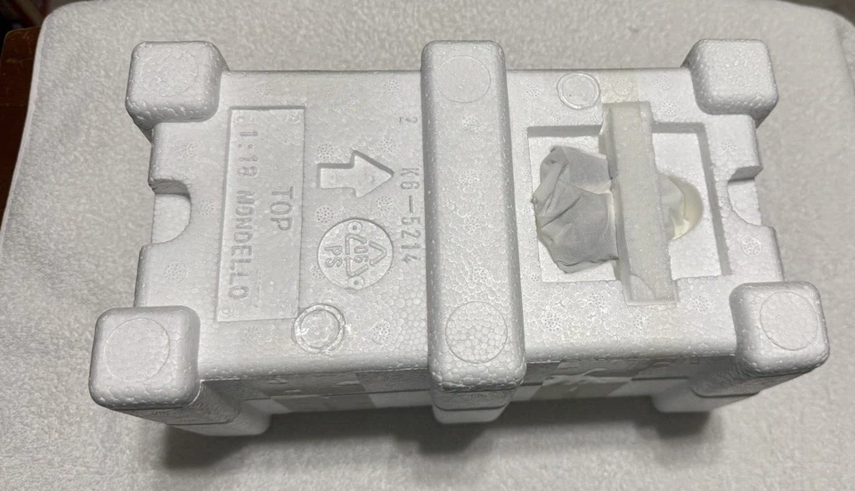 1/18  Acme / GMP FIAT Topolino in Black with flames NEW A1800804 - Image 4 of 4