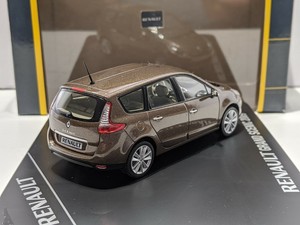 Renault scenic 1 43
