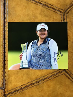 LILIA VU AUTOGRAPHED 8x10 PHOTO 2023 LPGA WOMENS GOLFER OF THE YEAR 