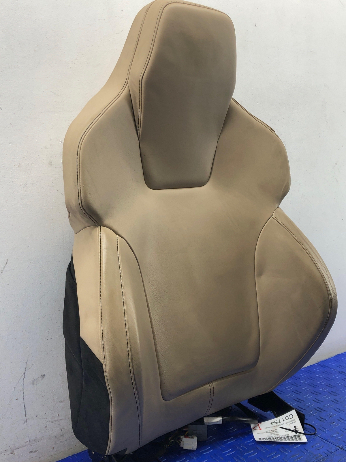 2006-2018 ASTON MARTIN VANTAGE V8 FRONT LEFT UPPER SEAT CUSHION BEIGE W/BAG OEM