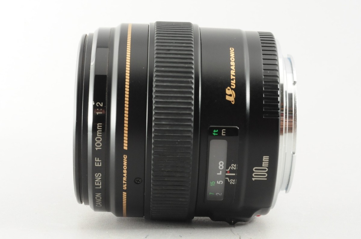 ■極上品■ CANON EF100mm F2 USM Mint Canon EF 100mm F/2 USM Portrait AF Lens W/Cap From