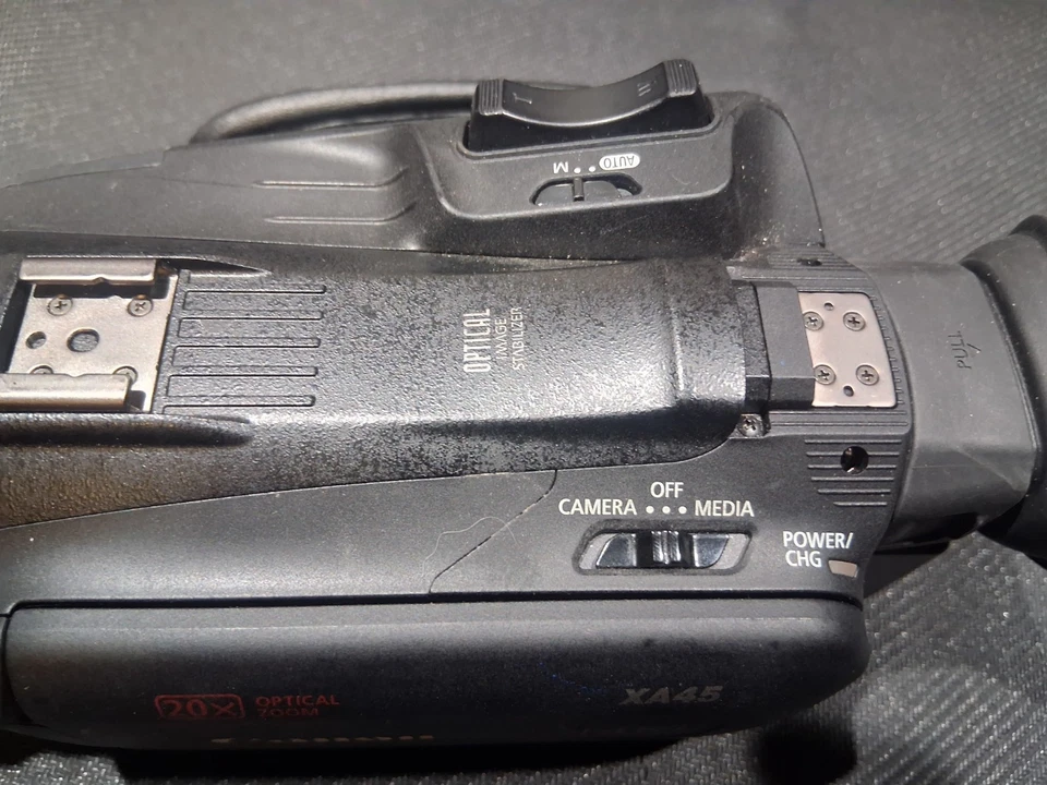 Videocámara profesional Canon XA45 4K Ultra HD G3D Foto 4 de 4