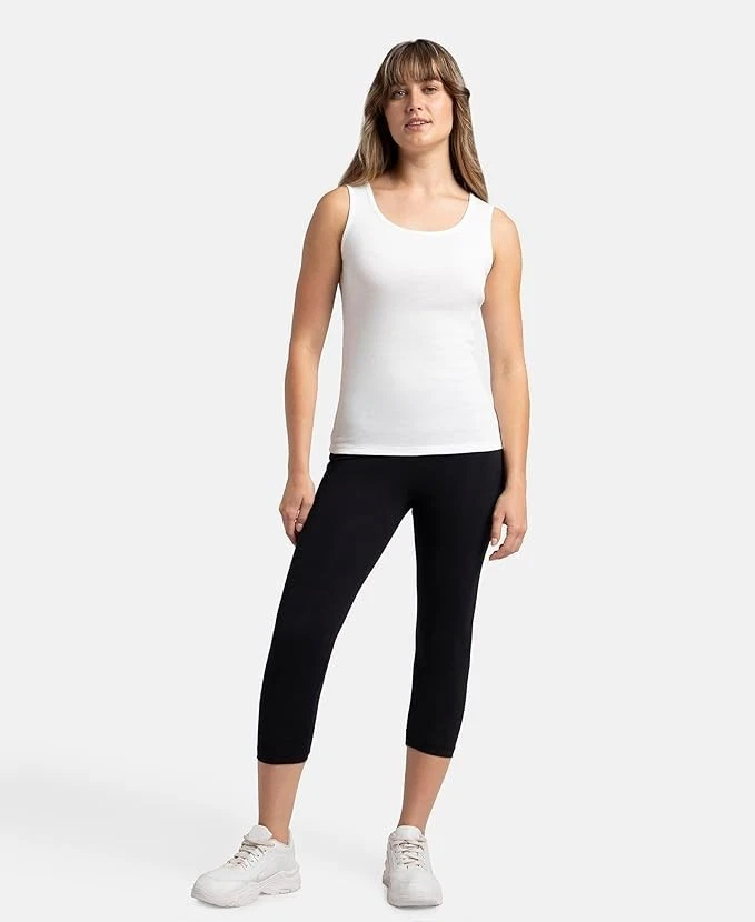 Camiseta sin mangas Jockey A113 para mujer súper peinada de tela de algodón calce ceñido lisa Foto 4 de 4